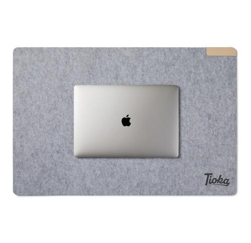 VINGA Albon GRS recycled felt desk pad