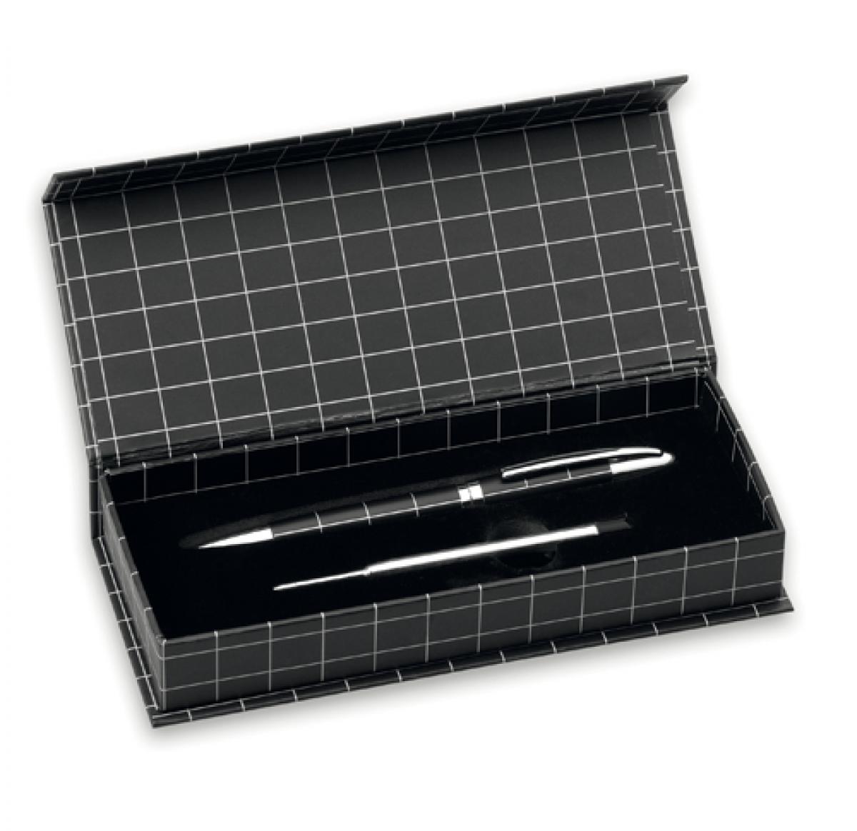 Pen Dacox