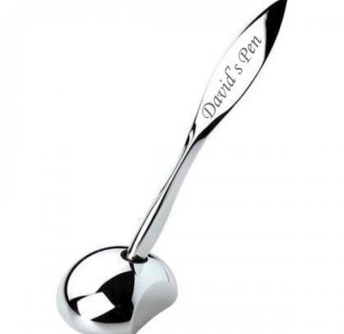 Feather Pen Stand