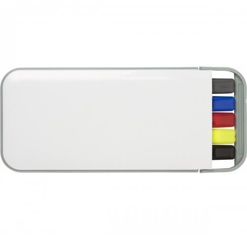 Plastic pen set