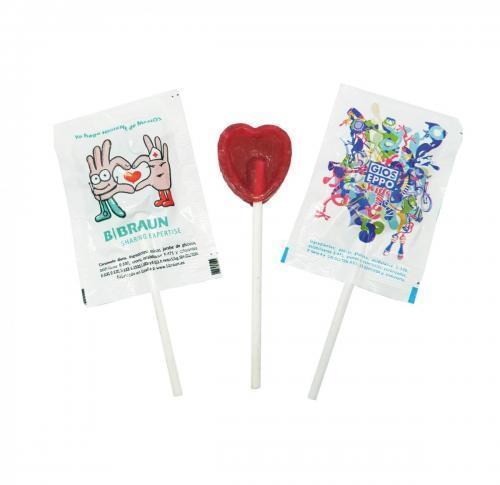 Mini round or heart shaped lollipop 