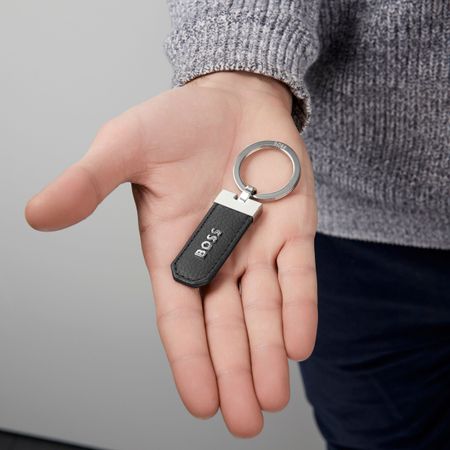 Hugo Boss Key ring Classic Grained Black