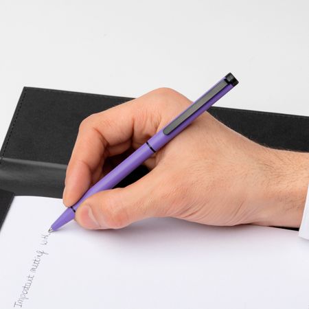Hugo Boss Ballpoint pen Cloud Matte Persian Violet
