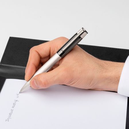 Hugo Boss Ballpoint pen Gear Ribs Chrome